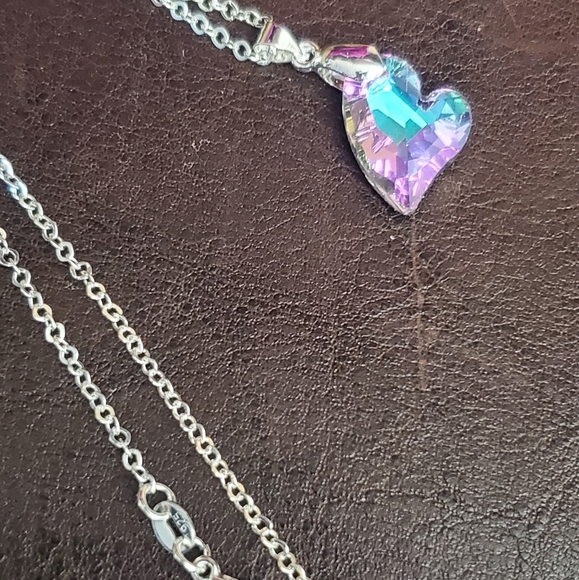 Natural Amethyst Heart Crystal Pendant Healing Quartz Pendant & Necklace - Picture 7 of 10